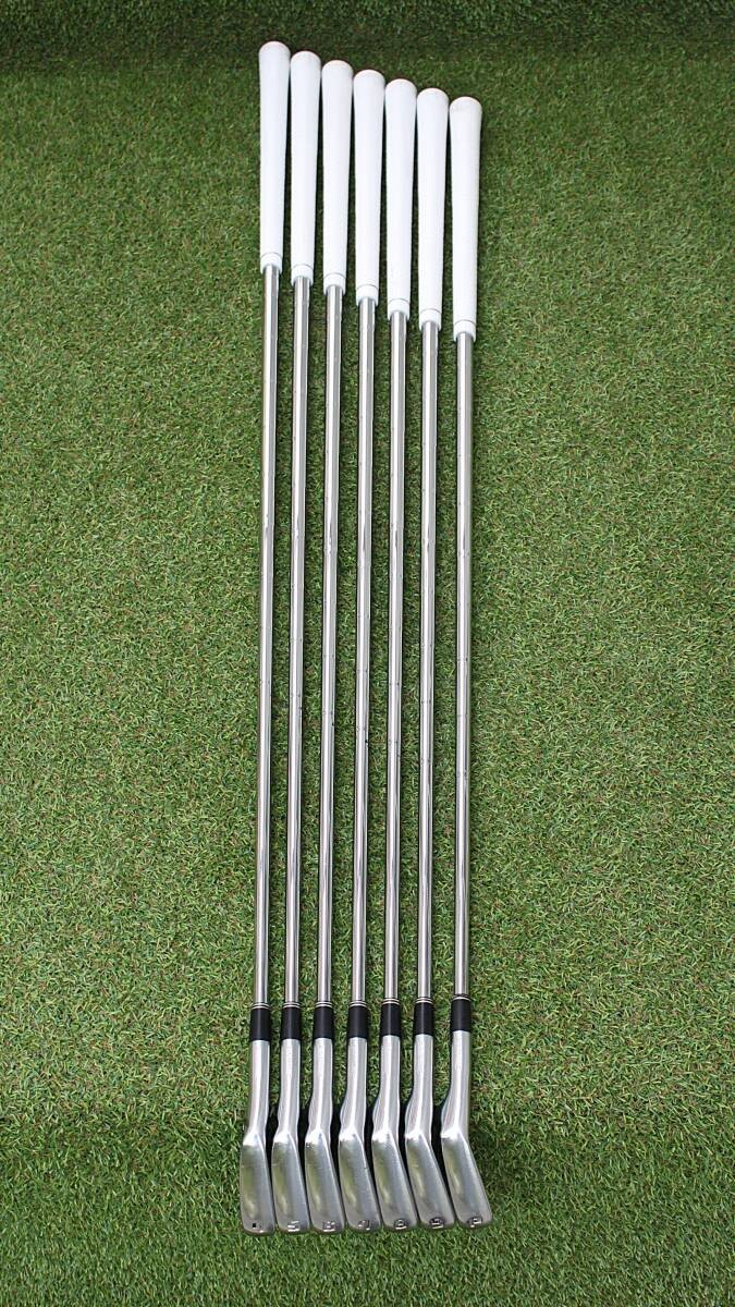 Bridgestone LH Iron TOURSTAGE X-BLADE 701 4-9.P DG Flex S200