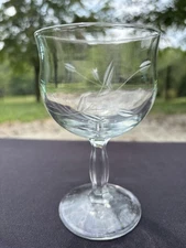 Clear Gray Cut Plants 5 1/2" Tulip Shaped Wine Multisided w/ Stem (UNK8810)