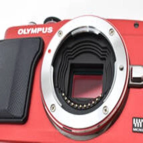 Olympus Tough TG-5 Digital Camera 12MP, Waterproof, GPS, Wi-Fi, 4K, Red  used - image 3 of 4