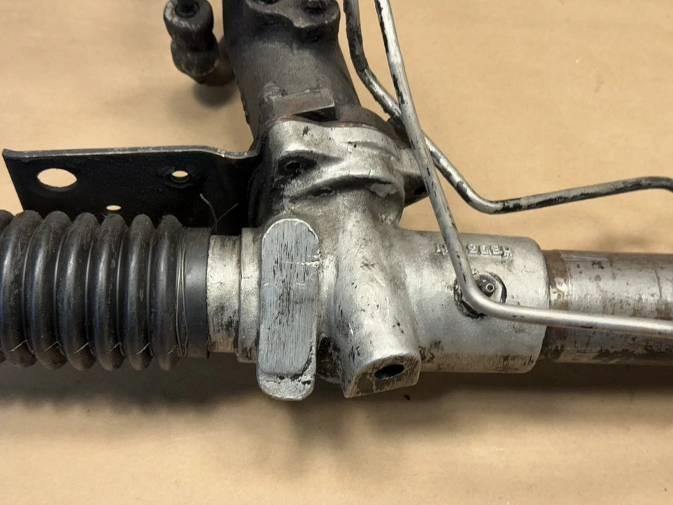 Conjunto de bastidor de dirección LHD Jaguar XKE E-Type Series 2 OEM Foto 3 de 4