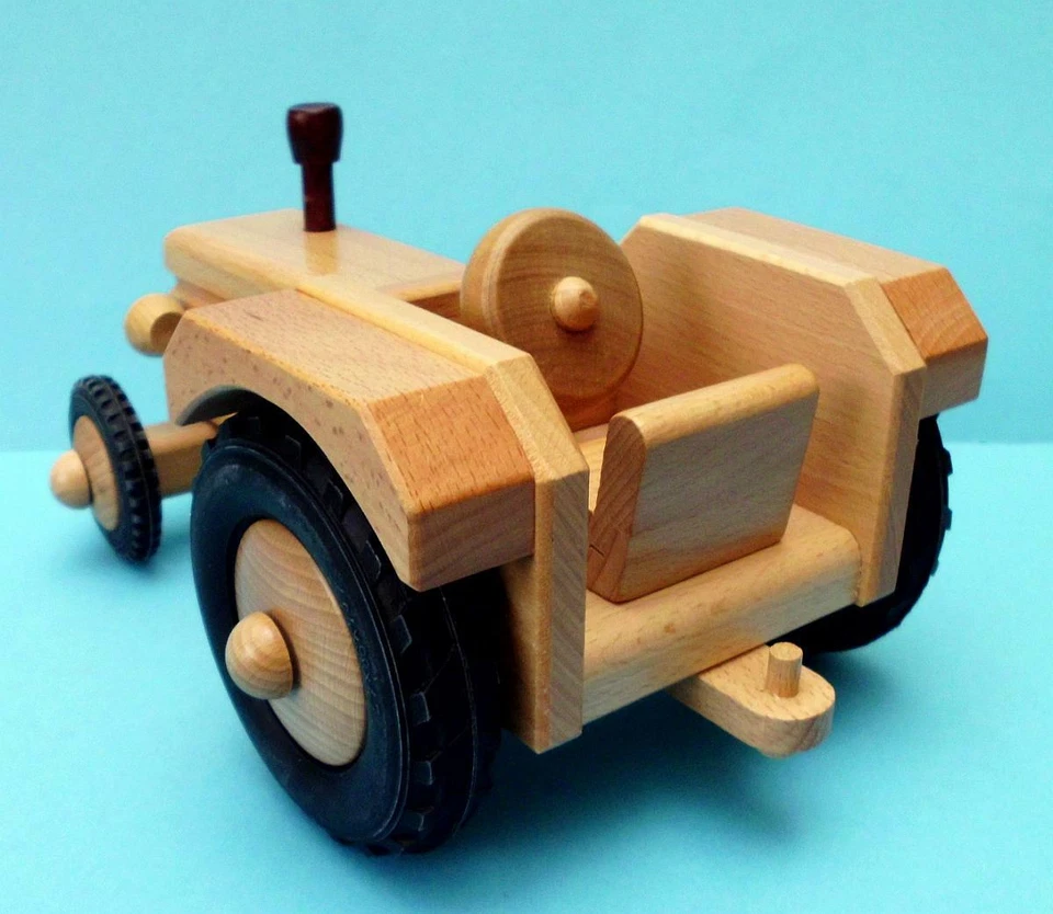 Holzspielzeug Holztraktor ohne Dach und Anhänger Kipper von Werdauer - Bild 4 von 4