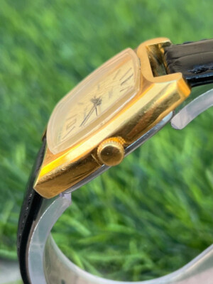 Zaria 22 Jewels Gold Plated Manual Winding Vintage USSR Men's