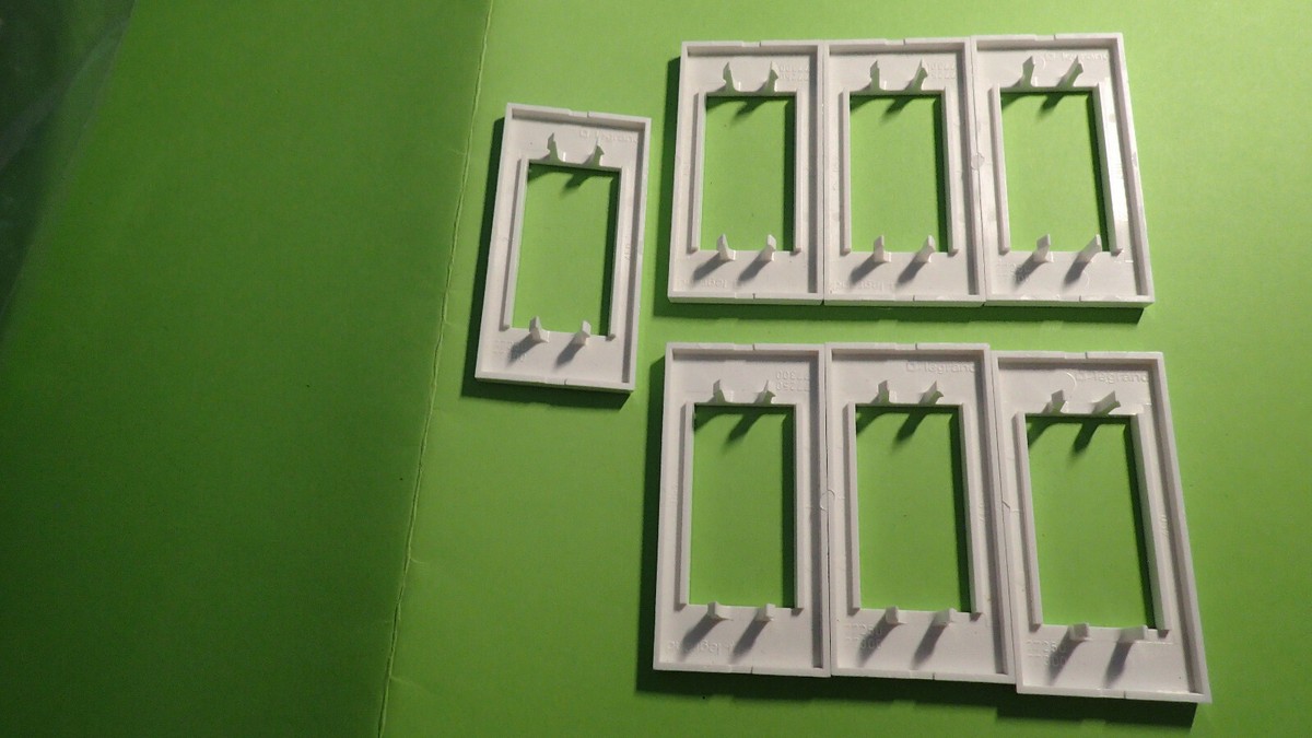 Plaque Legrand Mosaic 50 Pour Interrupteur – Module Unique, D'occasion Mais En Super état !