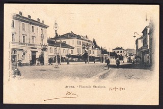 ARONA (NOVARA) PIAZZALE STAZIONE Cartolina fp viaggiata inizio '900