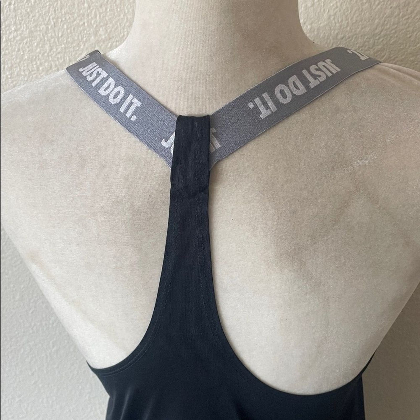 Nike Elastika Solid Training Tank Top - image 4