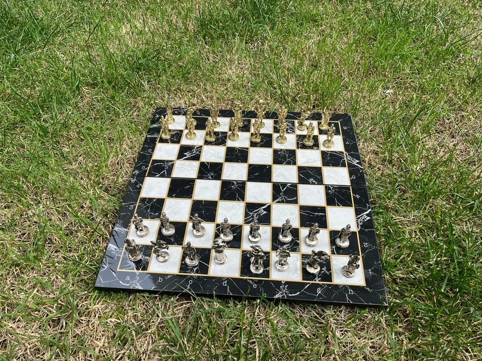 Historical Chess Set w Large Chessboard - Metal Chess Figures - Wood Chessboard - Image 3 of 4