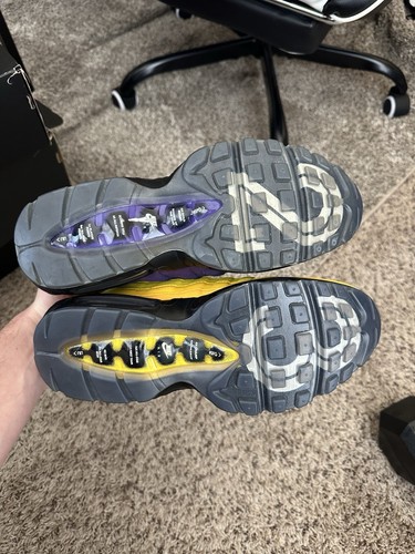 Size 8 - Nike LeBron James x Air Max 95 NRG Home Team - Picture 5 of 8