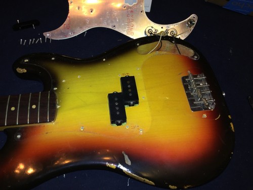 1966 Fender Precision Bass Sunburst - Picture 14 of 16