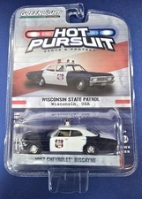 GREENLIGHT COLLECTIBLES HOT PURSUIT 1967 CHEVROLET BISCAYNE WISCONS (1019326-20)