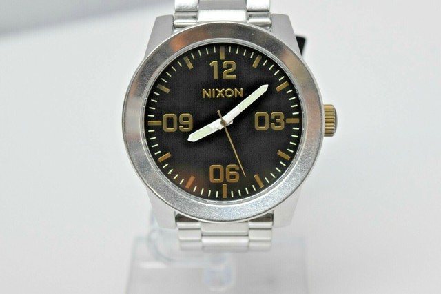 nixon a346
