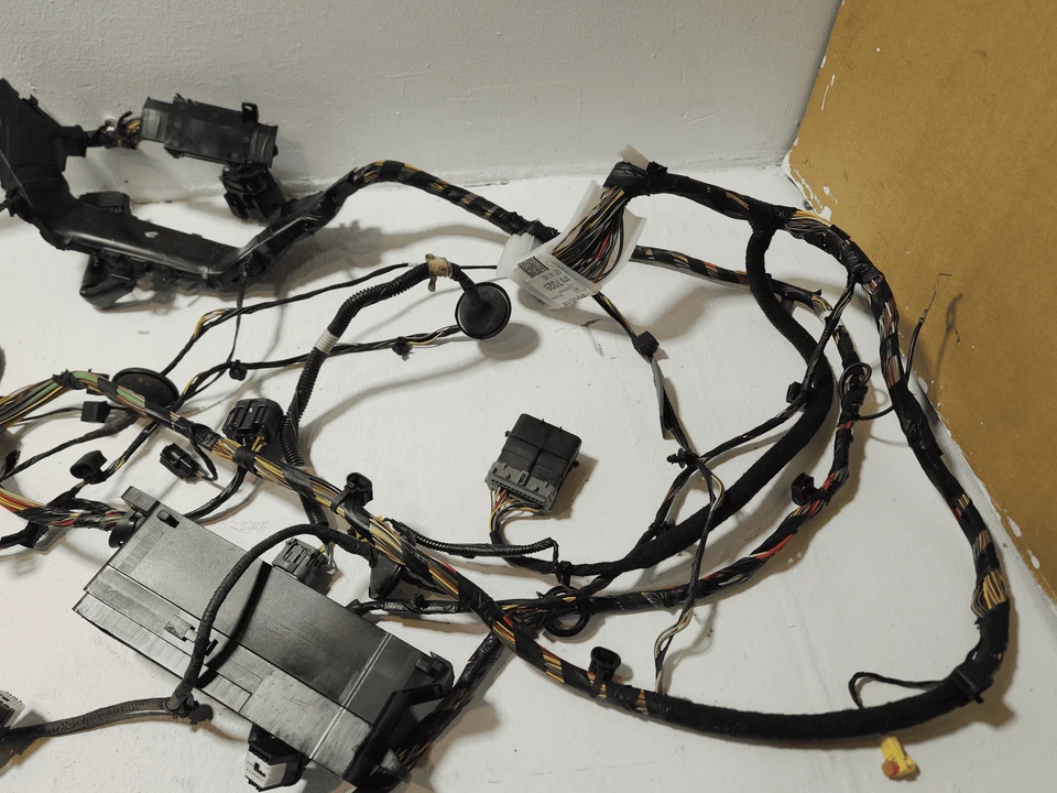 Chicote de fios de piso interno para carro Ford Focus ST 2.0L 2016 fabricante de equipamento original - Imagem 3 de 4