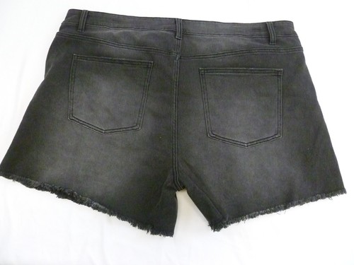 NEW Women's Terra & Sky Plus Jean Shorts- Black 20W - Picture 2 of 6