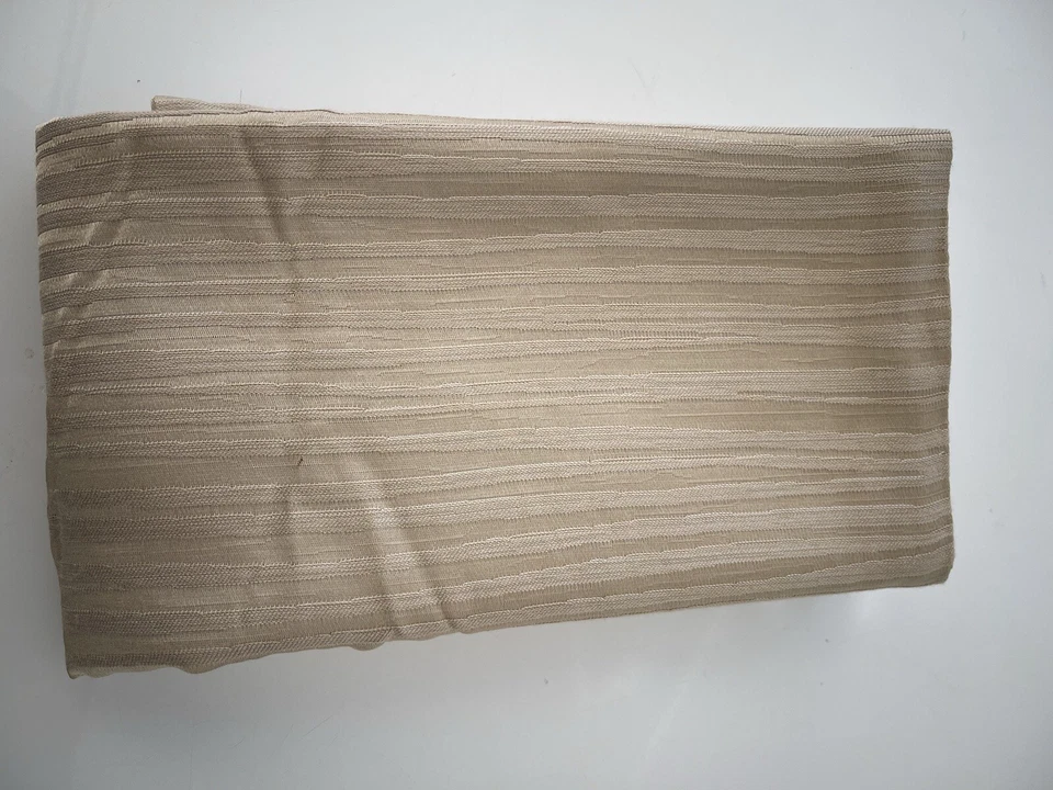 DONNA KARAN 反光金 (1) 欧元 Sham-185 美元 - 全新 — 第 2/3 张图片