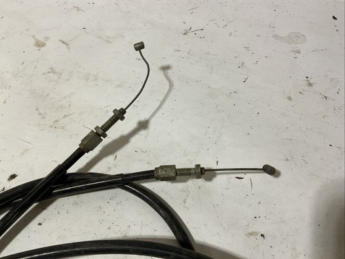 1982 Honda CB 900F Throttle Assemble- Cables- Damaged - Picture 6 of 8