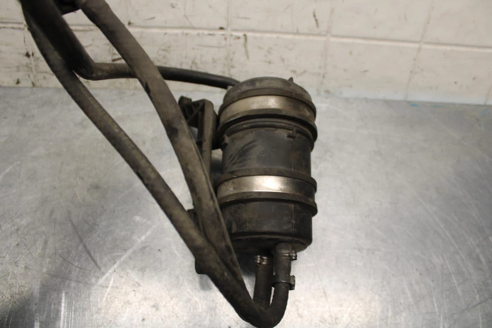 2008 Aprilia Shiver 750 SL750 EVAP VAPOR CHARCOAL EMISSION 罐 BB551 — 第 3/4 张图片