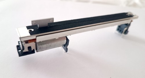 Yamaha LS9 M7CL 0V196 02R96 DM1000 DM2000 AW2400 genuine ALPS motorised fader - Picture 5 of 7