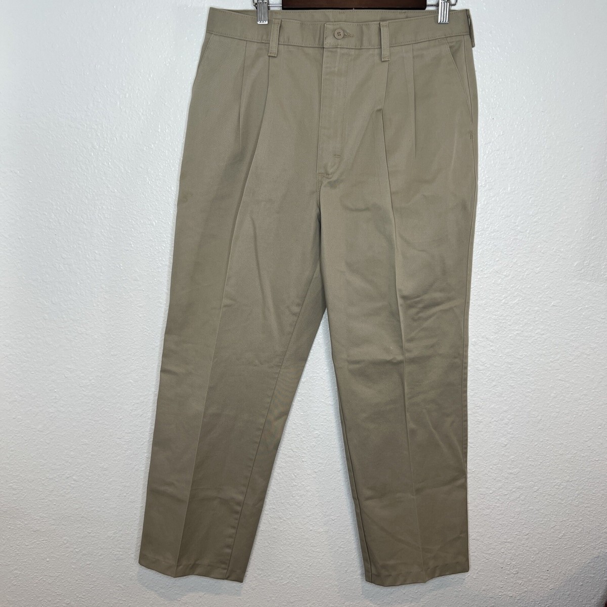 Vtg Wrangler Riata 95KH Men Tan Khaki Classic Fit Chino Pants