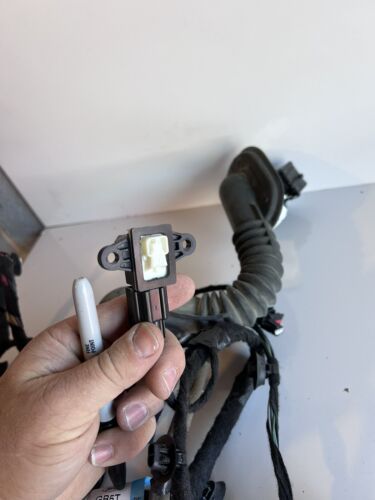2013-2016 BMW 320I XDRIVE F30 REAR LEFT DOOR PANEL WIRE WIRING HARNESS OEM - Picture 3 of 7