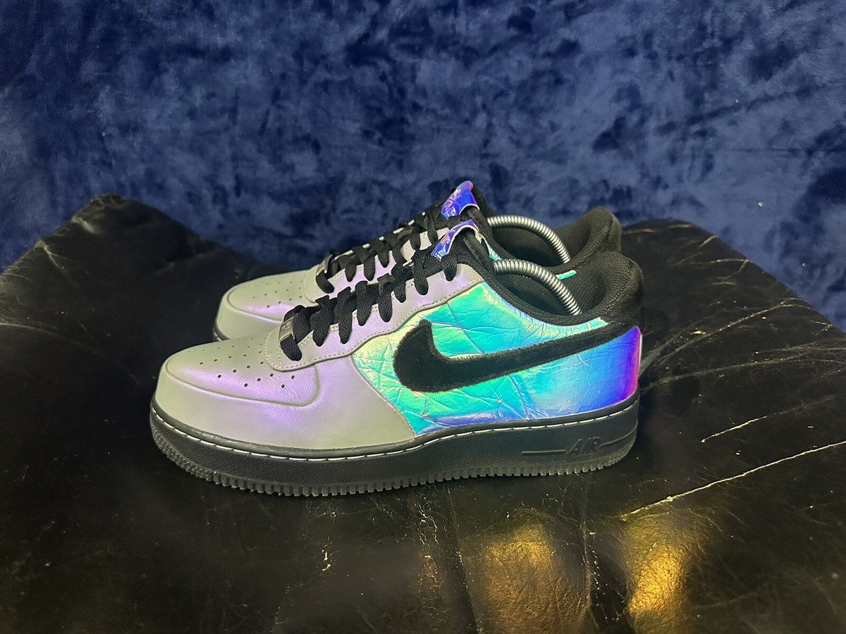 001 Nike Air Max Plus Holographic Nike Air Max Plus Iridescent