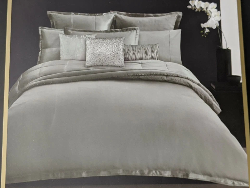 NEW Donna Karan Home KING Sham -Modern Classics-Celedon ($214) - Image 4 of 4