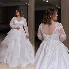 Plus Size Bohemian Wedding Dress V Neck Appliqued Long Sleeves Lace Bridal Gowns