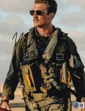MILES TELLER signed (TOP GUN) MAVERICK  blurry movie 8X10 photo BECKETT BV13287
