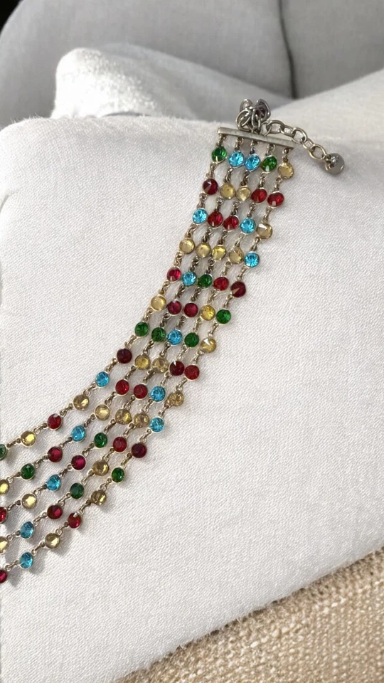 Hermoso Collar Distintivo Talbots 5 Hilos Piedras Preciosas Multicolor Babero Foto 3 de 4