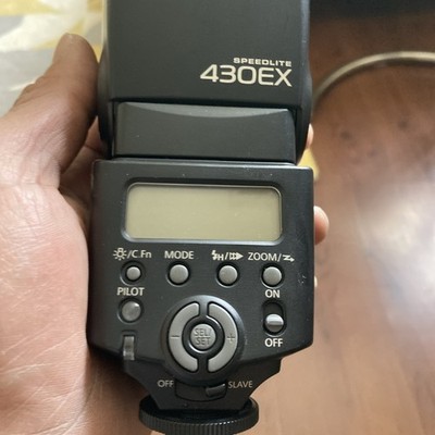 Canon 430Ex Speedlite Camera Flash Accessory with Black Case Not Tested