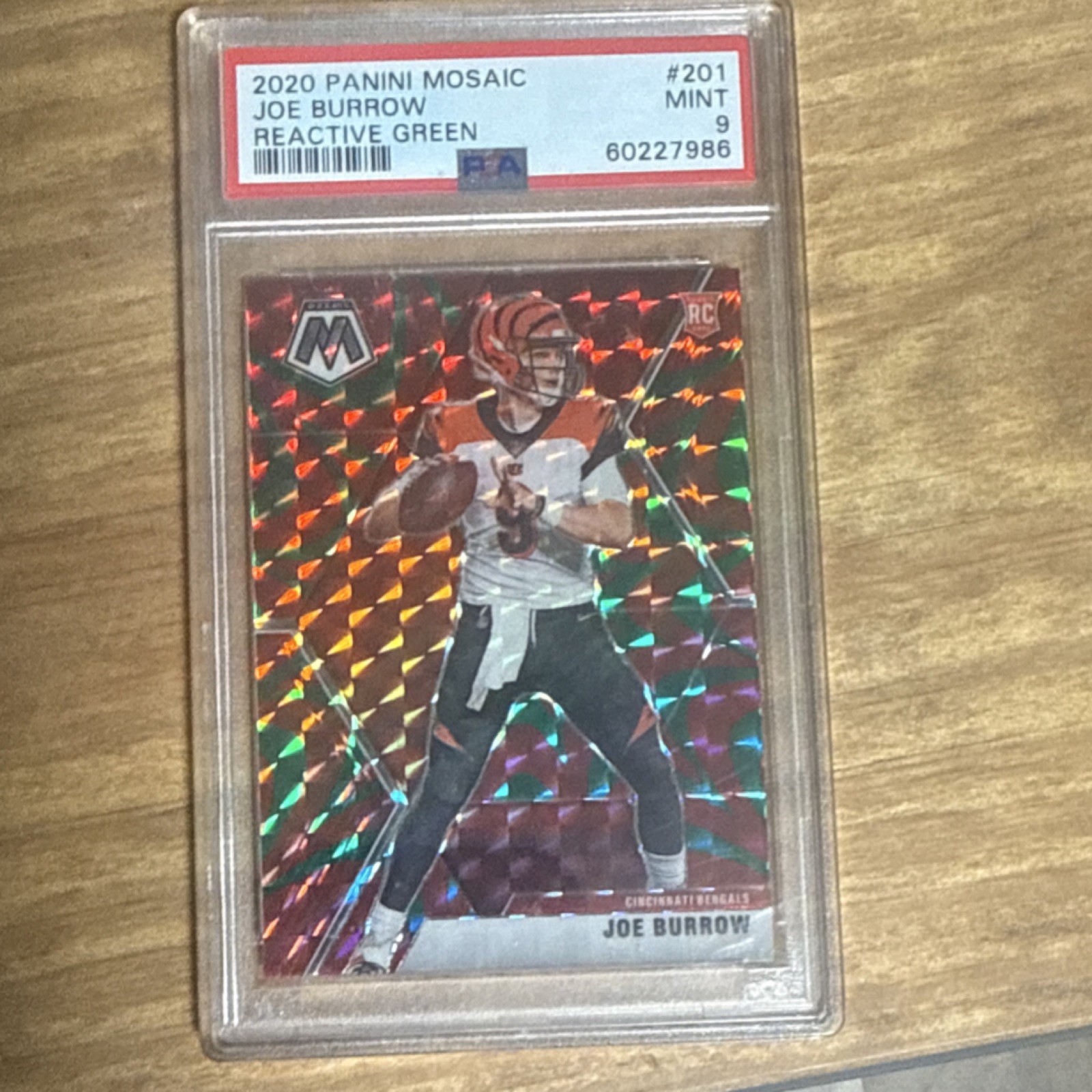 2020 Panini Mosaic Rookie Reactive Green Joe Burrow #201 PSA 9 Bengals NFL