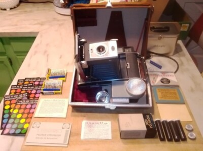 VTG POLAROID 900 LAND CAMERA+LEATHER CASE+ACCESSORIES+ORIGINAL DOCS & BOX -NICE!