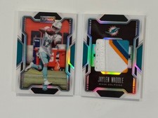 2021 Panini Playbook Freshman Booklet Jaylen Waddle 4 CLR Patch RC /25 Dolphins