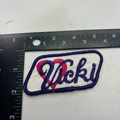 Vintage Retro PURPLE LETTER NAME VICKI Patch PINK LOVE HEART 32R6