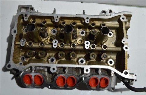 79940850 82405 cylinder head for LEXUS GS 300 3.0 G 2005-2012 2006 - Picture 2 of 12