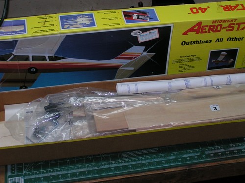 Midwest AeroStar .40 RC Kit New Open Box NEW Vintage Complete NOS - Picture 9 of 17