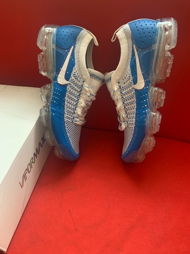 Air VaporMax Flyknit 2 nei colori bianco e blu. taglia 8,5 UK / 43 EUR / 9,5 US - Foto 13 di 21