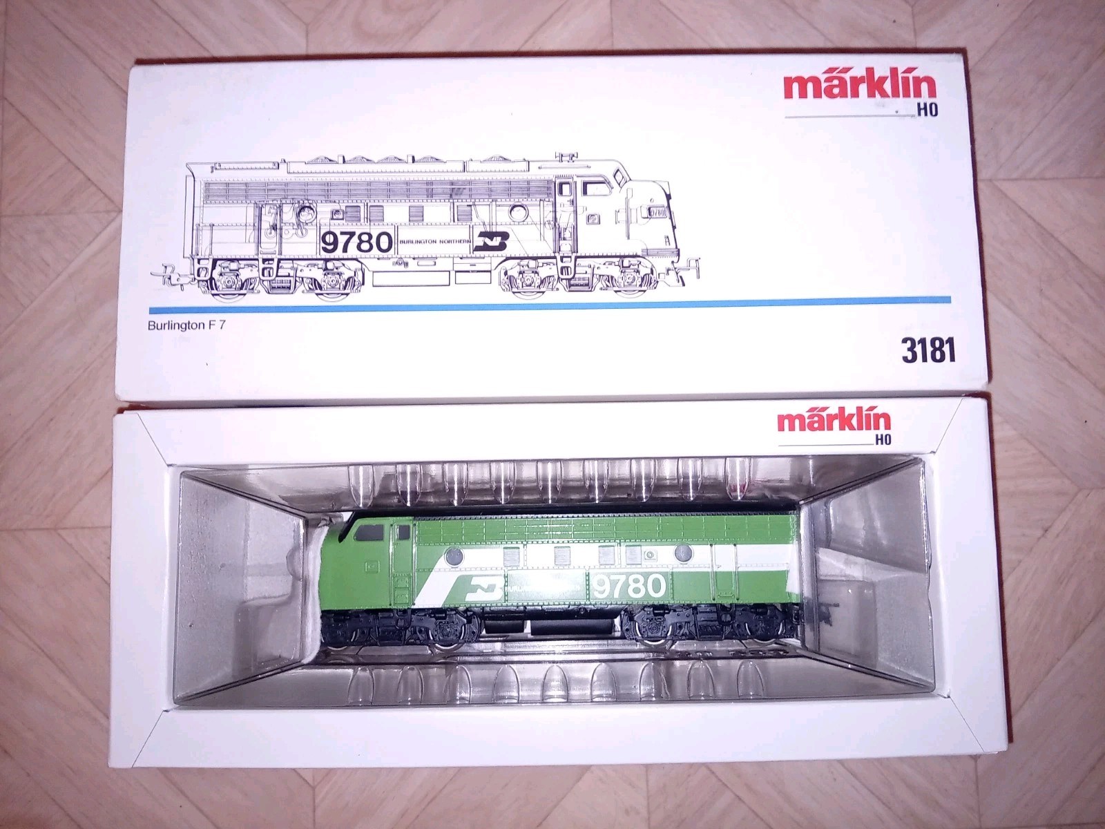 Märklin H0 - 3181/4181 - Diesel locomotive (3) - 3-piece EMD F7 | Barnebys