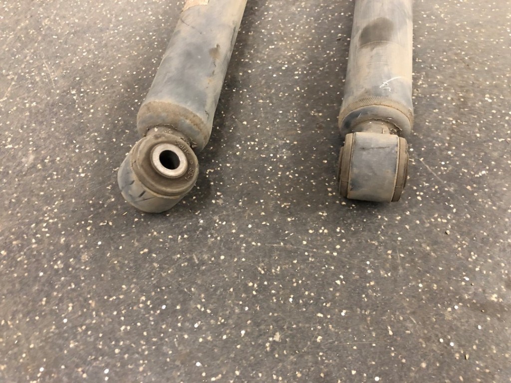 Foto 3 van STOßDÄMPFER SET SHOCK ABSORBER SET Mazda CX-3 (DJ/DK) 2017 DL9A28700A