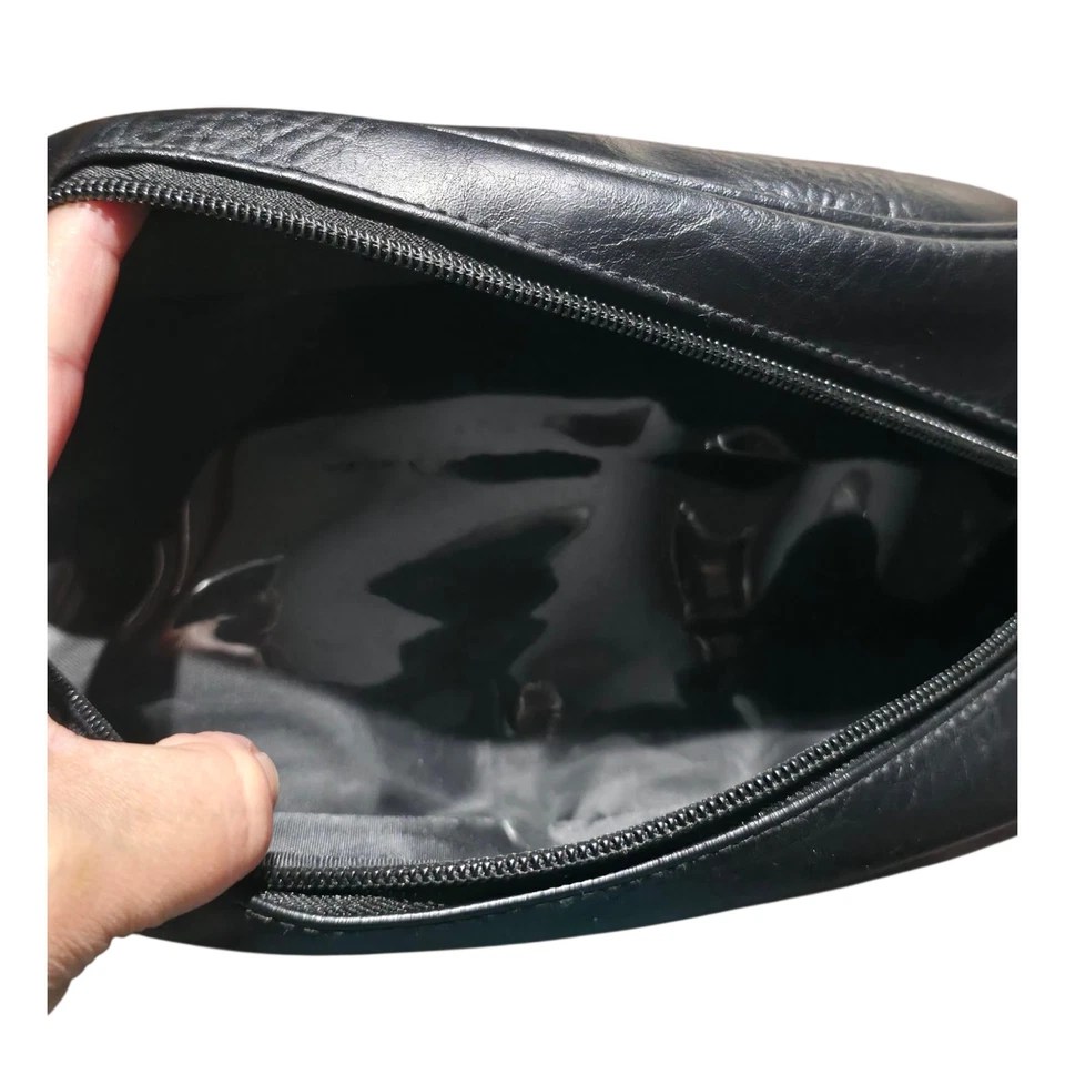 Original Penguin de Munsingwear Kit Doble de Viaje de Cuero Sintético Negro... Foto 4 de 4