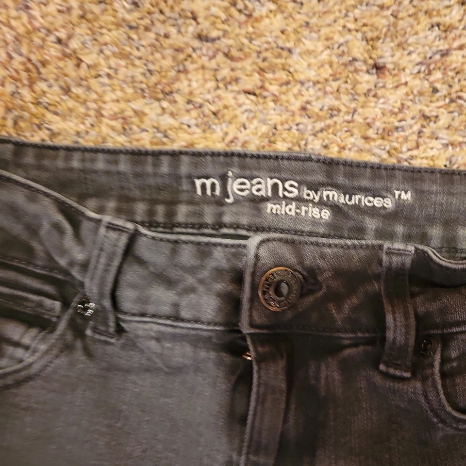Pantalones de mezclilla M de Maurices negros tiro medio corte boot para mujer talla 6 regular Foto 4 de 4