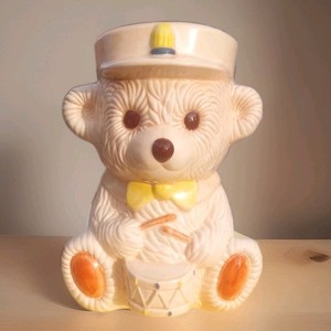 American Pottery Co. Drummer Boy Bear Vintage Cookie Jar Made In USA RARE
