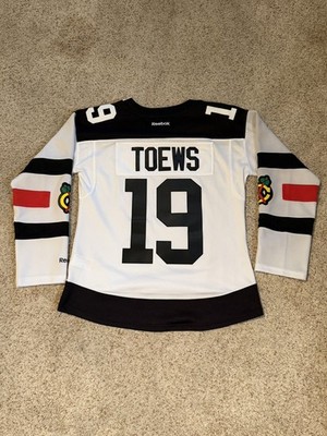 2016 Womens Chicago Blackhawks Winter Classic Captain Jonathan Toews Jersey Sz L