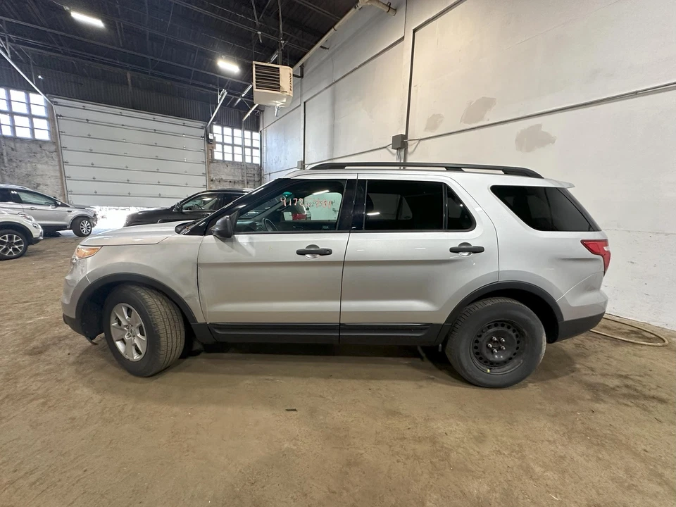 Alternador usado compatible con: Ford Explorer 2013 3,5 L sin turbo 175 amperios grado C Foto 4 de 4