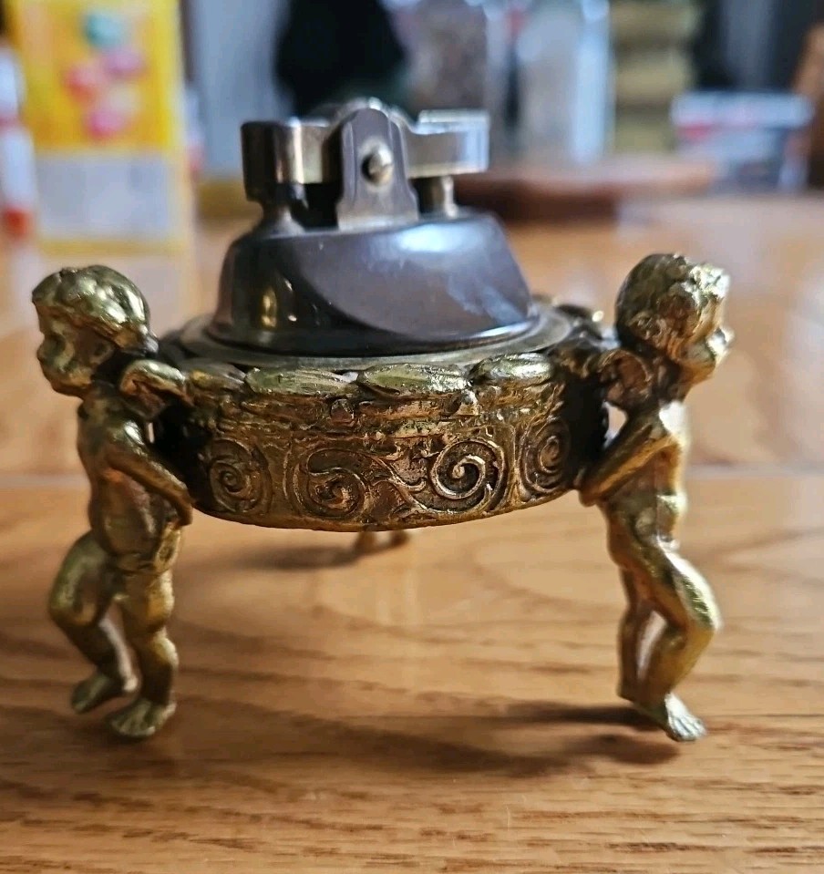 Vintage Colibri Cherub Footed Gold Plated Table Lighter