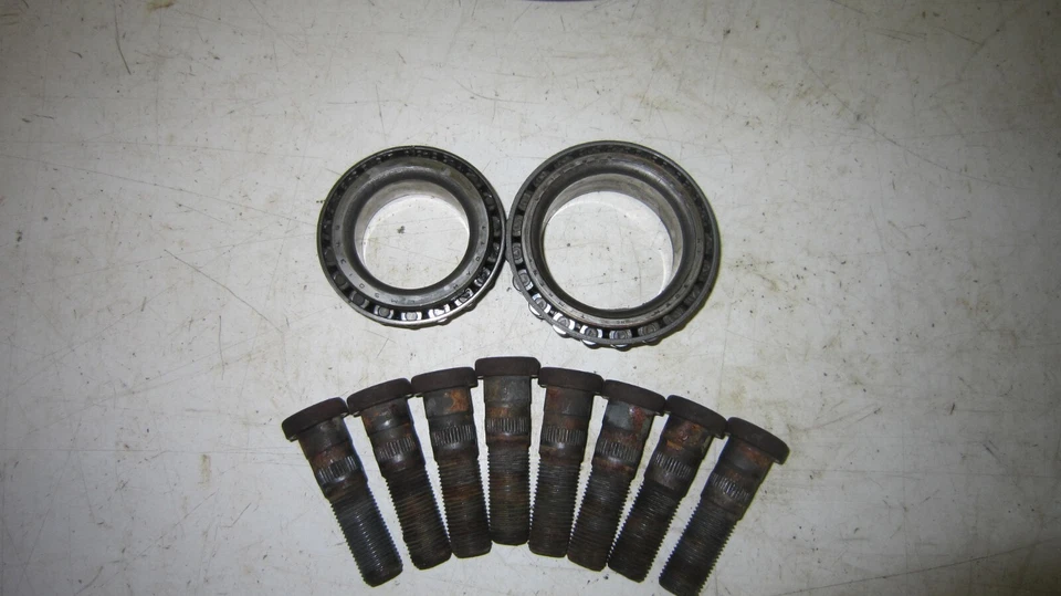 8 Lug Wheel Hub Chevy GMC TRUCK 77-87 3/4 TON Dana 44 10 Bolt K20 K25 V20 - Image 2 of 4