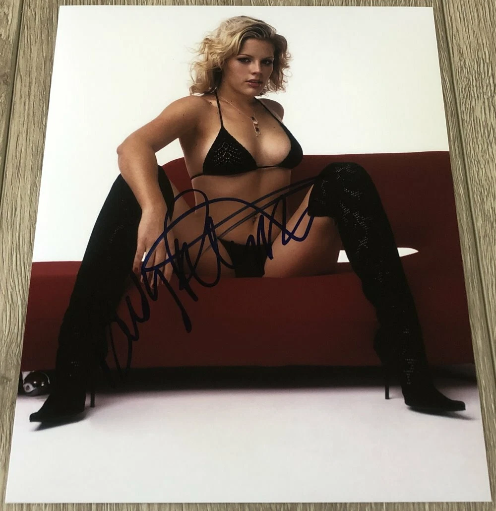 BUSY PHILIPPS SEXY SIGNED FREAKS AND GEEKS ER COUGAR TOWN 8x10 PHOTO