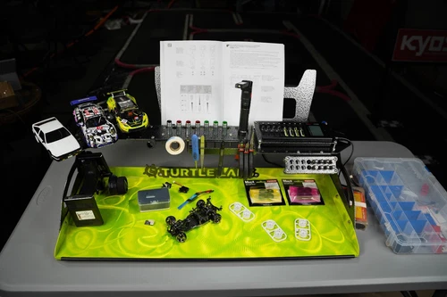 Portable Workstation - Kyosho Mini Z Racing Pit Bench 1/28 Scale RC