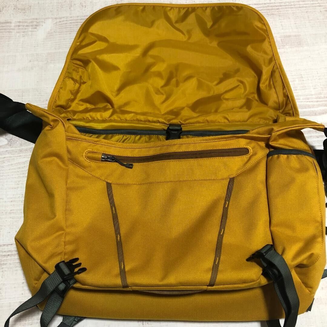 希少カラー patagonia Messenger Bag マスタード イエロー 希少カラー patagonia Messenger Bag マスタード イエロー 希少