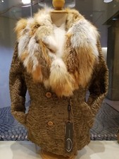 Persian Lamb With Fox Collar Fur Coat/jacket. Size 44 (eur) Or Size 14 (us). New