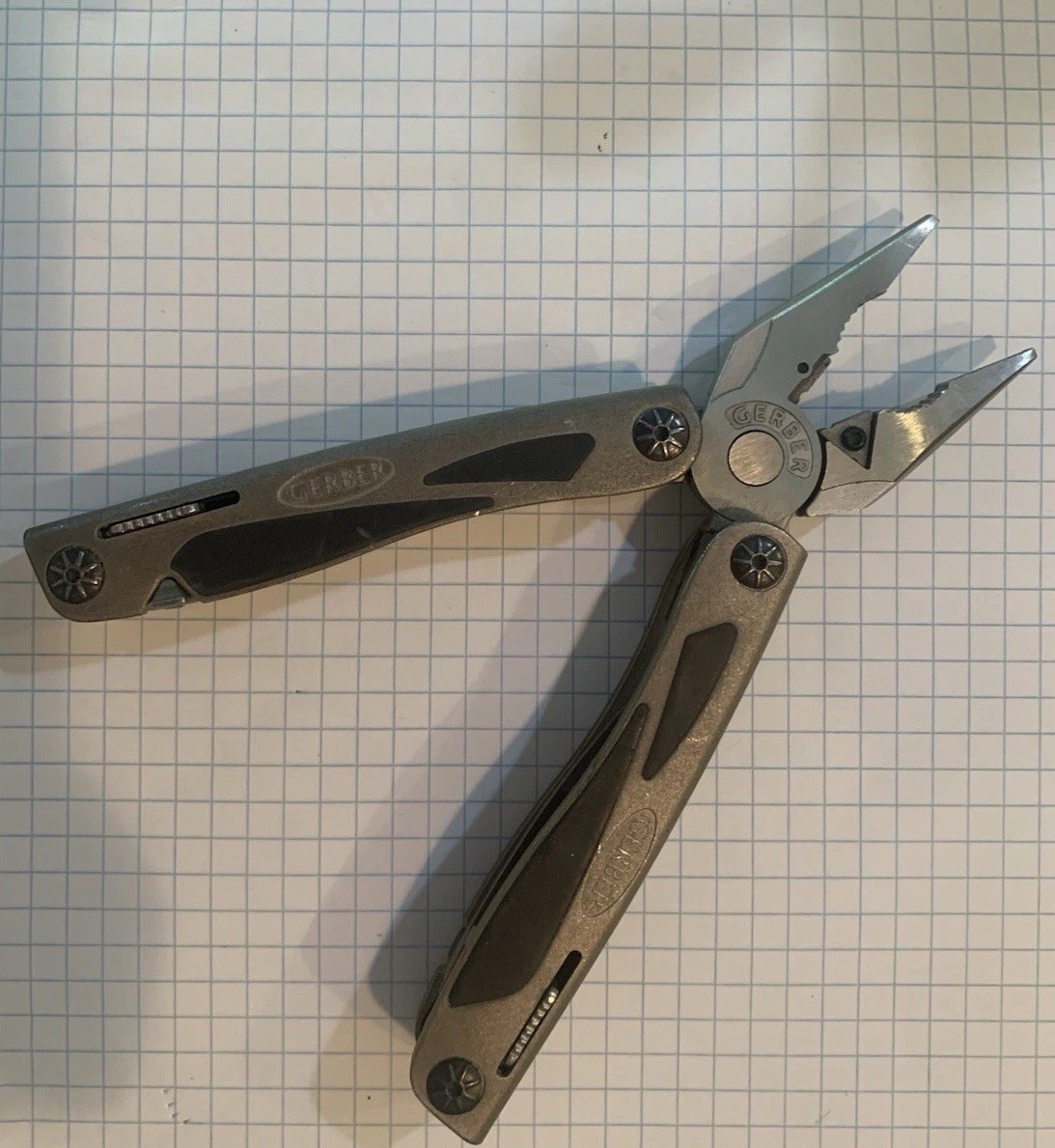 RARE Gerber MP800 Urban Legend Multiplier With Rem Grit - VGUC