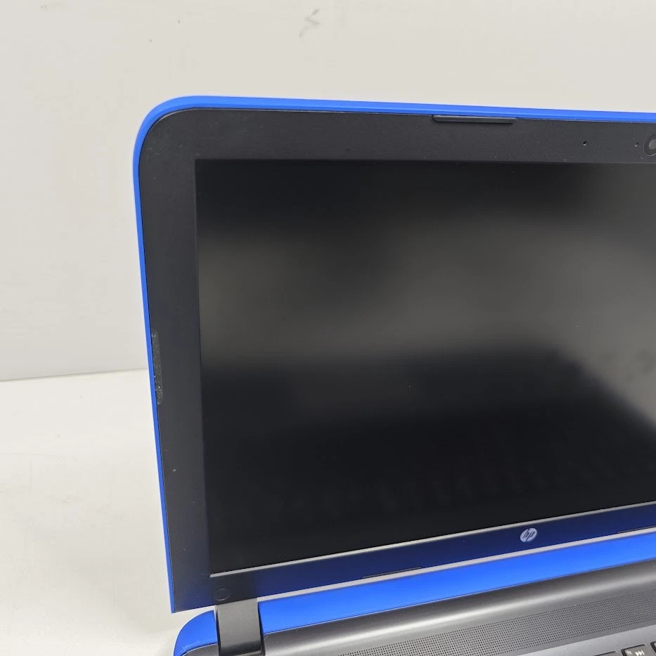 HP Pavilion 15-ab198na - AMD A8-7th Gen,4GB RAM, 1TB HDD - Runderneuert, Nein OS - Bild 3 von 4